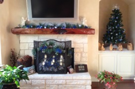 2013-12-14 08-36-43 Pre Christmas Decor.jpg